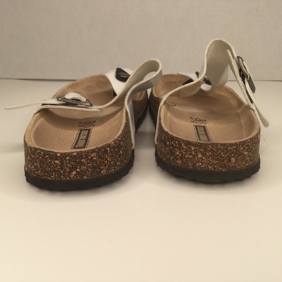 Tender Tootsies thong sandals. Birk style. - Picture 5 of 8